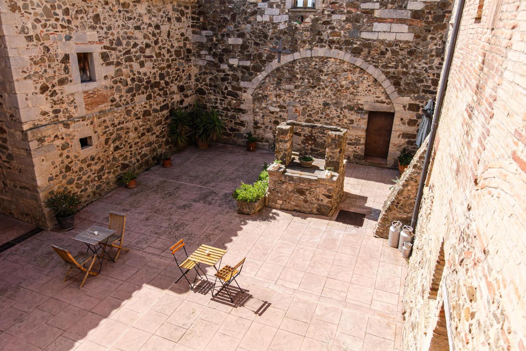 Agroturisme Sant Dionis Campllong Dış mekan fotoğraf