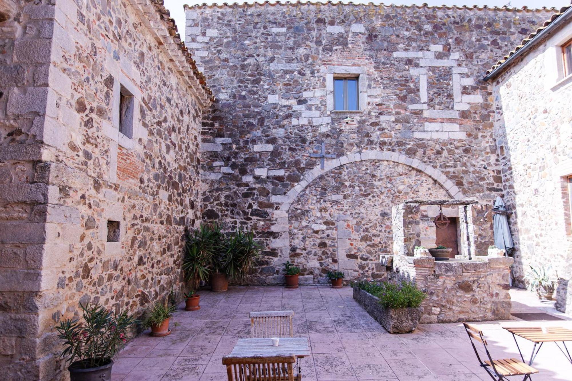 Agroturisme Sant Dionis Campllong Dış mekan fotoğraf